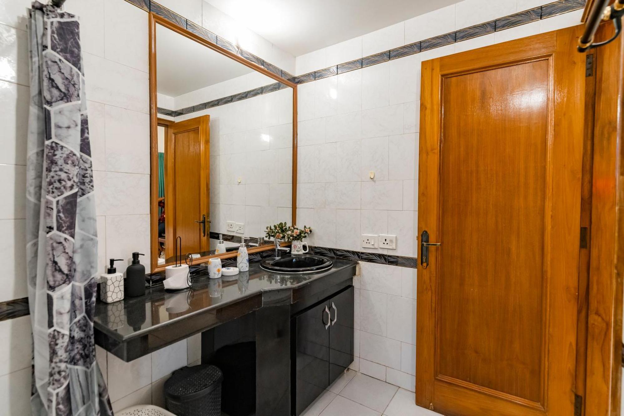 Saffronstays Doon Garden Villa - Near Doon School And Mall Road เดห์ราดุน ภายนอก รูปภาพ