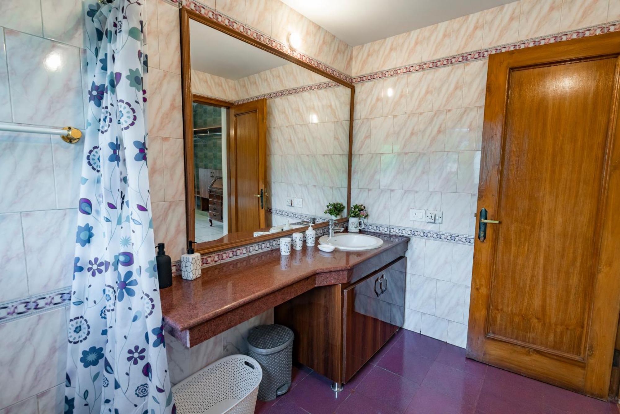Saffronstays Doon Garden Villa - Near Doon School And Mall Road เดห์ราดุน ภายนอก รูปภาพ
