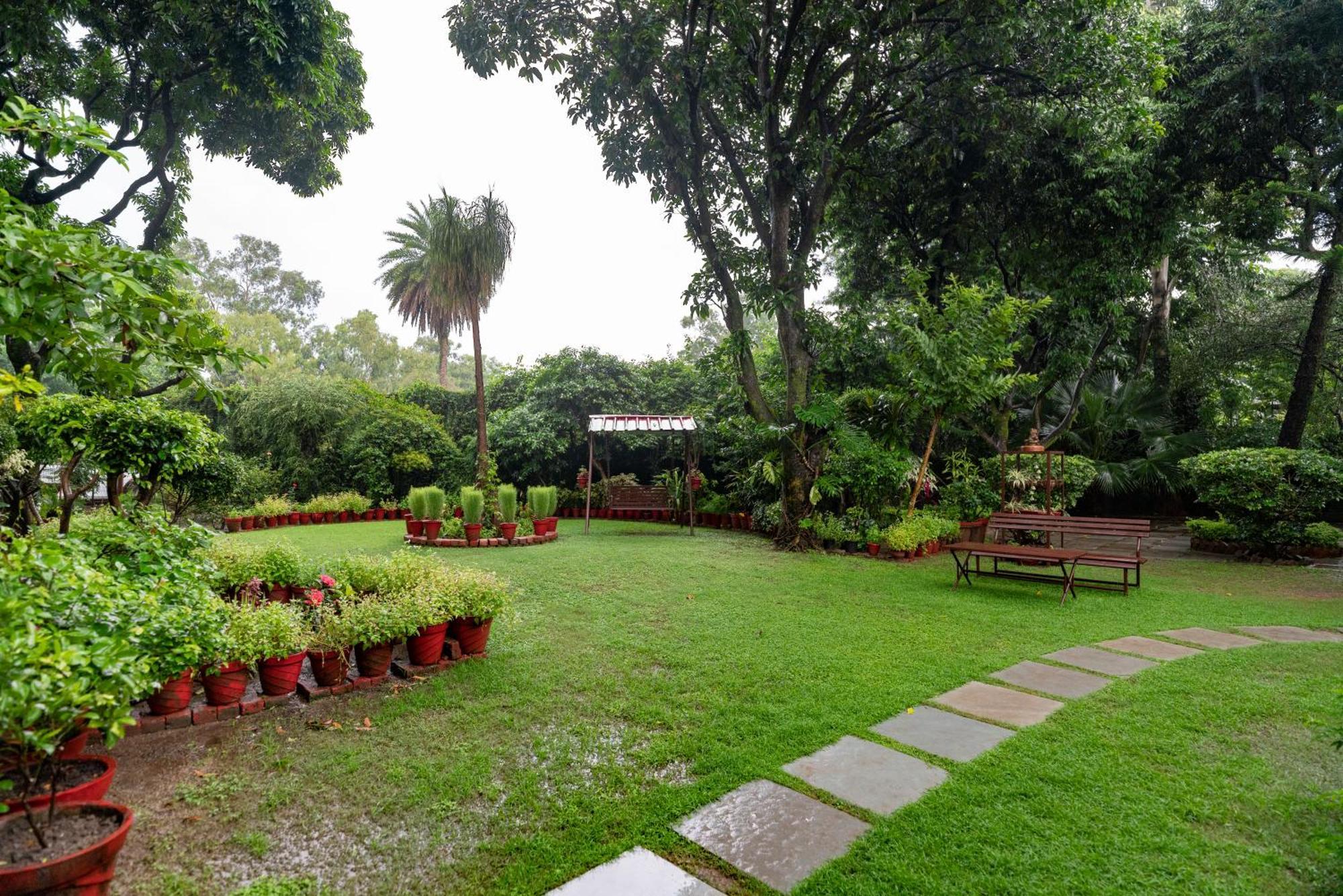 Saffronstays Doon Garden Villa - Near Doon School And Mall Road เดห์ราดุน ภายนอก รูปภาพ
