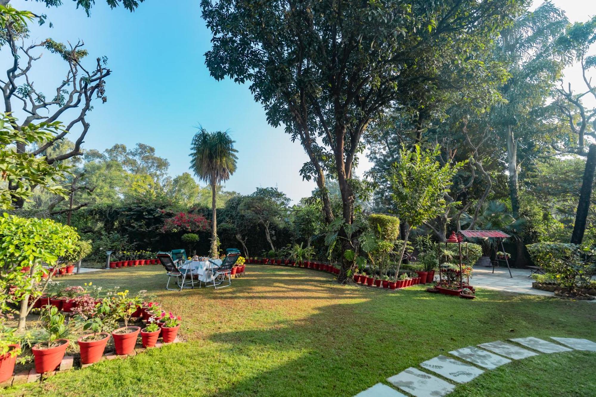 Saffronstays Doon Garden Villa - Near Doon School And Mall Road เดห์ราดุน ภายนอก รูปภาพ